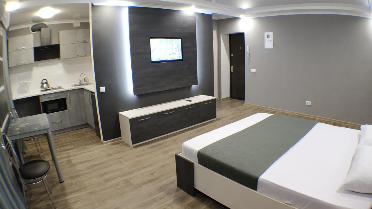 Двухкомнатный Люкс Центр Металлургов 19 Kr Apartments Кривой Рог Екстериор снимка