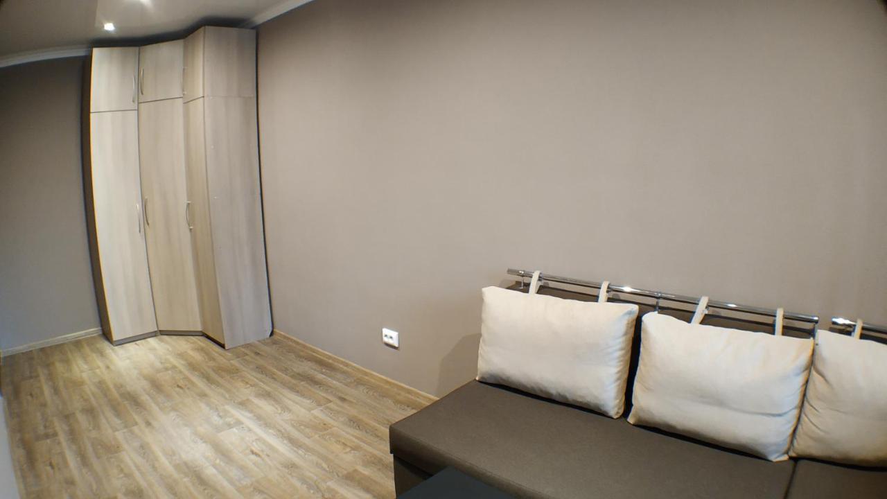 Двухкомнатный Люкс Центр Металлургов 19 Kr Apartments Кривой Рог Екстериор снимка